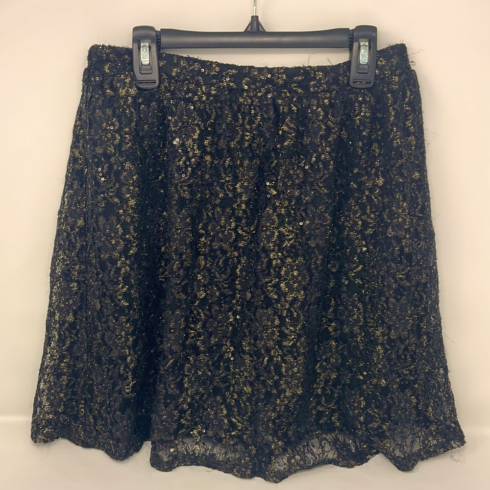 Women’s Black and Gold Skirt